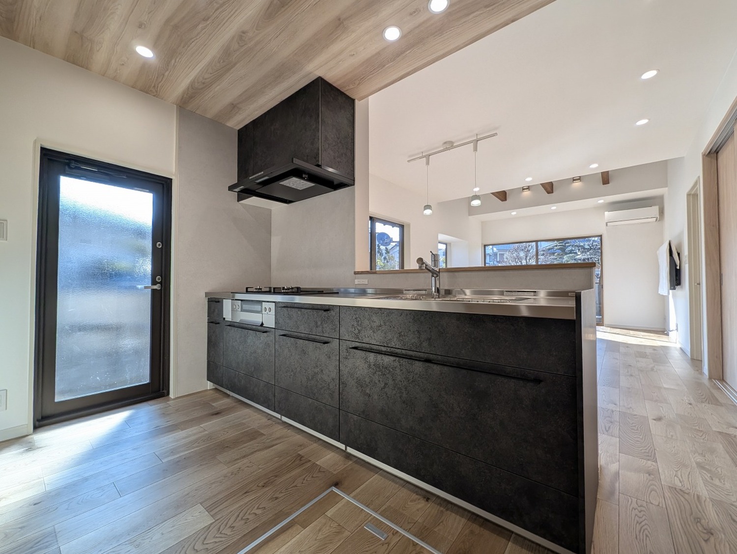 戸建て住宅 リフォーム キッチン リビング トイレ 洗面 洋室