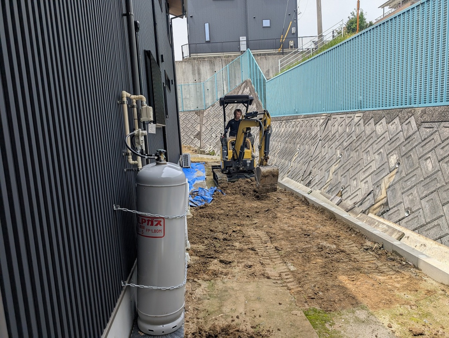 新築注文住宅 外構工事 家廻り 駐車場 玄関アプローチ 知多市 カワイ建築工房