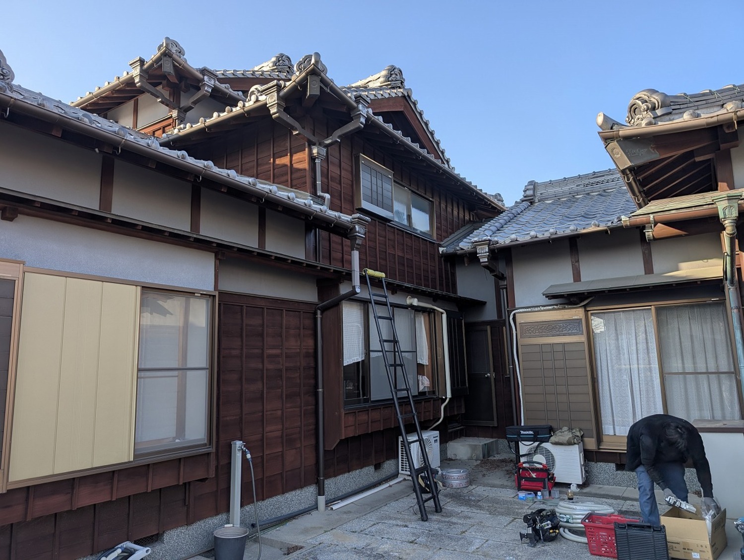 離れ 建替え 解体工事 点検口設置 電気・ガス・水道・移設 半田市