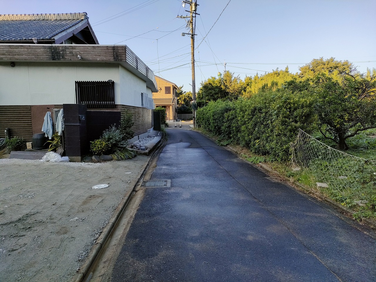 道路を水洗いして完了です。　リフォーム・リノベーション・古民家再生の知多市のカワイ建築工房