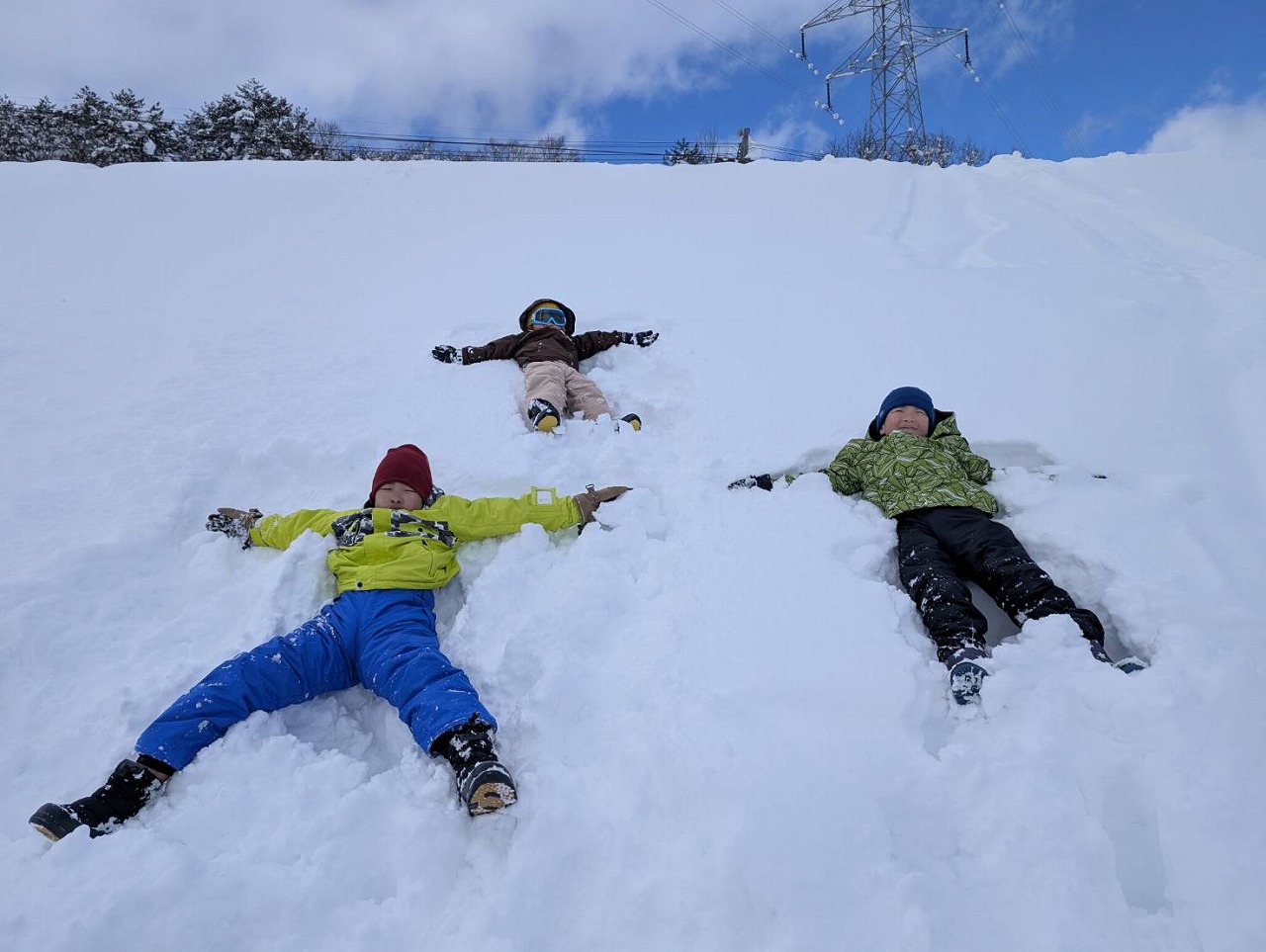 雪遊び　ユキノス　高鷲スノーパーク　知多市　カワイ建築工房