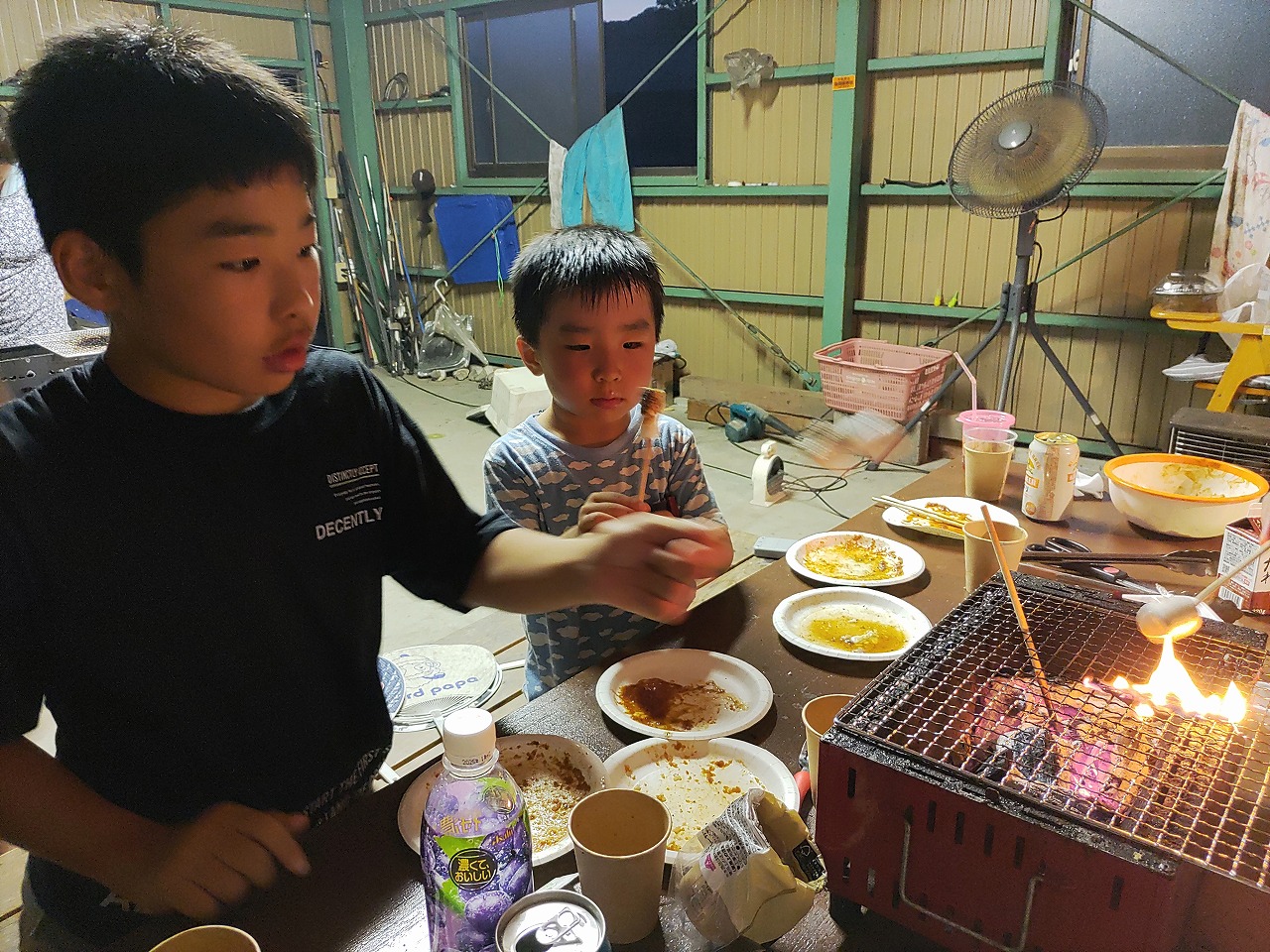 実家　BBQ　毎年　恒例　マシュマロ　炙り　いとこたちと　気ままに過ごす　夏休み　カワイ建築工房