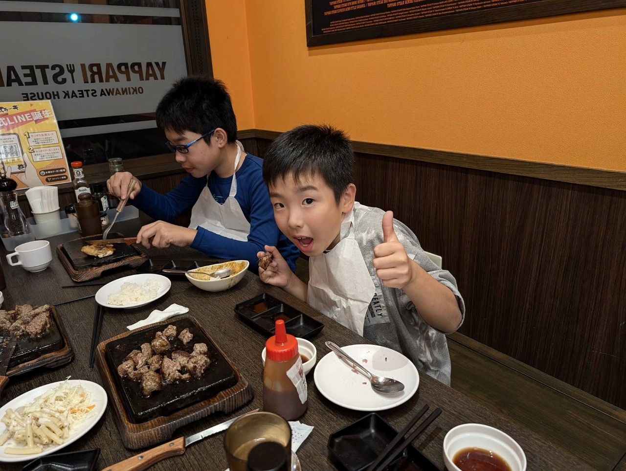 やっぱりステーキ　ご飯　サラダ　スープ　カレー　食べ放題　カワイ建築工房