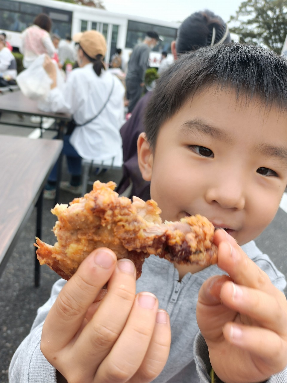 知多市産業まつり　OKDチキンナゲット　屋台チョコバナナ　てくてく庵どら焼き　カワイ建築工房